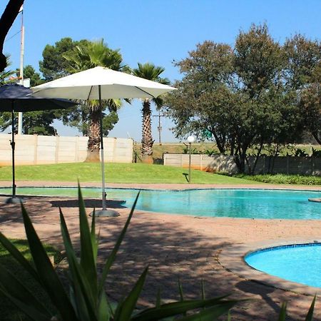 Be My Guest Hotel Conference Sasolburg Kültér fotó